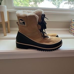 Sorel Women’s Boots - size 10